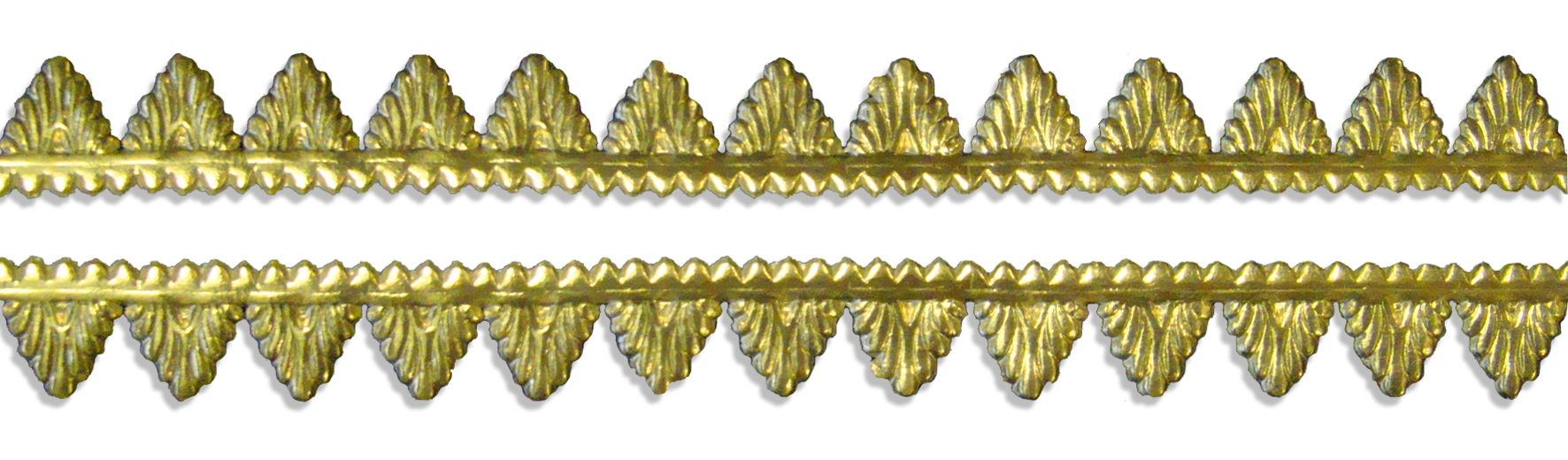 12022001 Dresden Trim Triangle made from Dresden foil paper